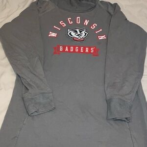 Vintage Women’s Box Seat Clothing CO Wisconsin Badgers Gray Long Sleeve Shirt